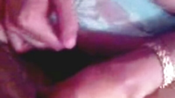 نقية الحبيبة كاتي سويت تتمتع سكس امهات مترجم قديم اثنين من قضبان