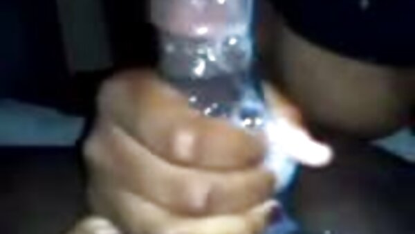 مثير فتاة شقراء الهواة يعطي handjob مذهلة فيلم سكس مترجم قديم لصديقها الجديد