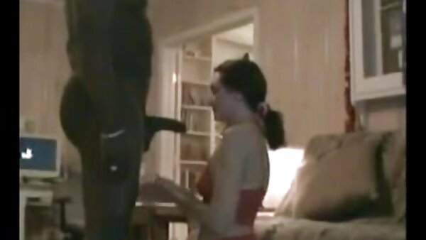 جذابة فتاة لاتينية الثلاثاء الصليب تمتص الديك من الصعب deepthroat وتحصل على مسمر سكس قديم عائلي في موقف التبشيري