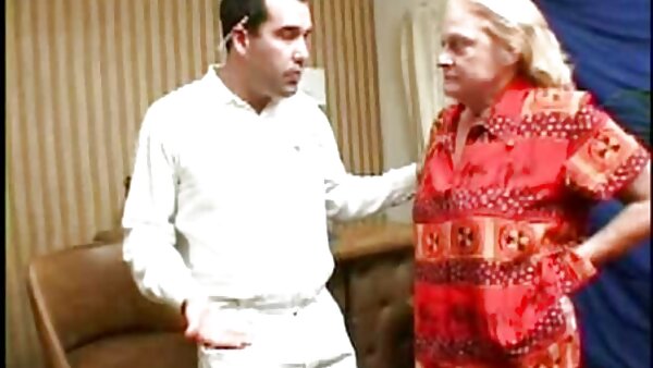 جائع للديك نيكي بليك تمتص بشراهة الديك deepthroat ويحصل على صدم من افلام سكس قديمه مترجمه الصعب أسلوب هزلي