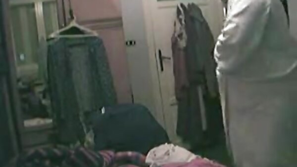 عاهرة عصبية وقحة لورين فلويد حصلت موقع سكس قديم مترجم مارس الجنس من الخلف ويحصل لها الأحمق حفر مثل الجحيم