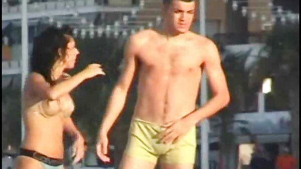 نحيل الكلبة بليك ويست تتصدر الديك كذاب سكس محارم قديم