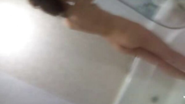 شره جينيسيس سكاي يعطي رأسه ويتم ضربه بقوة من سكس امهات قديم الخلف