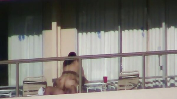 وقحة غريبة مثيرة ومقرفة ركوب الخيل على عصا بيضاء كبيرة افلام سكس محارم قديم