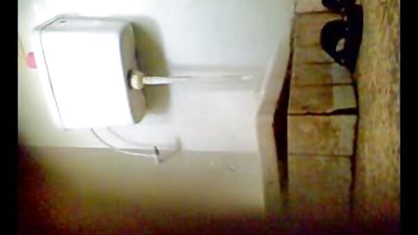 Sexploitress Charlee Chase ركوب صديقها والنخيل افلام سكس امهات قديم لها الثدي